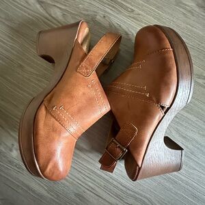 Women’s BOC Cecilia Heeled Clogs